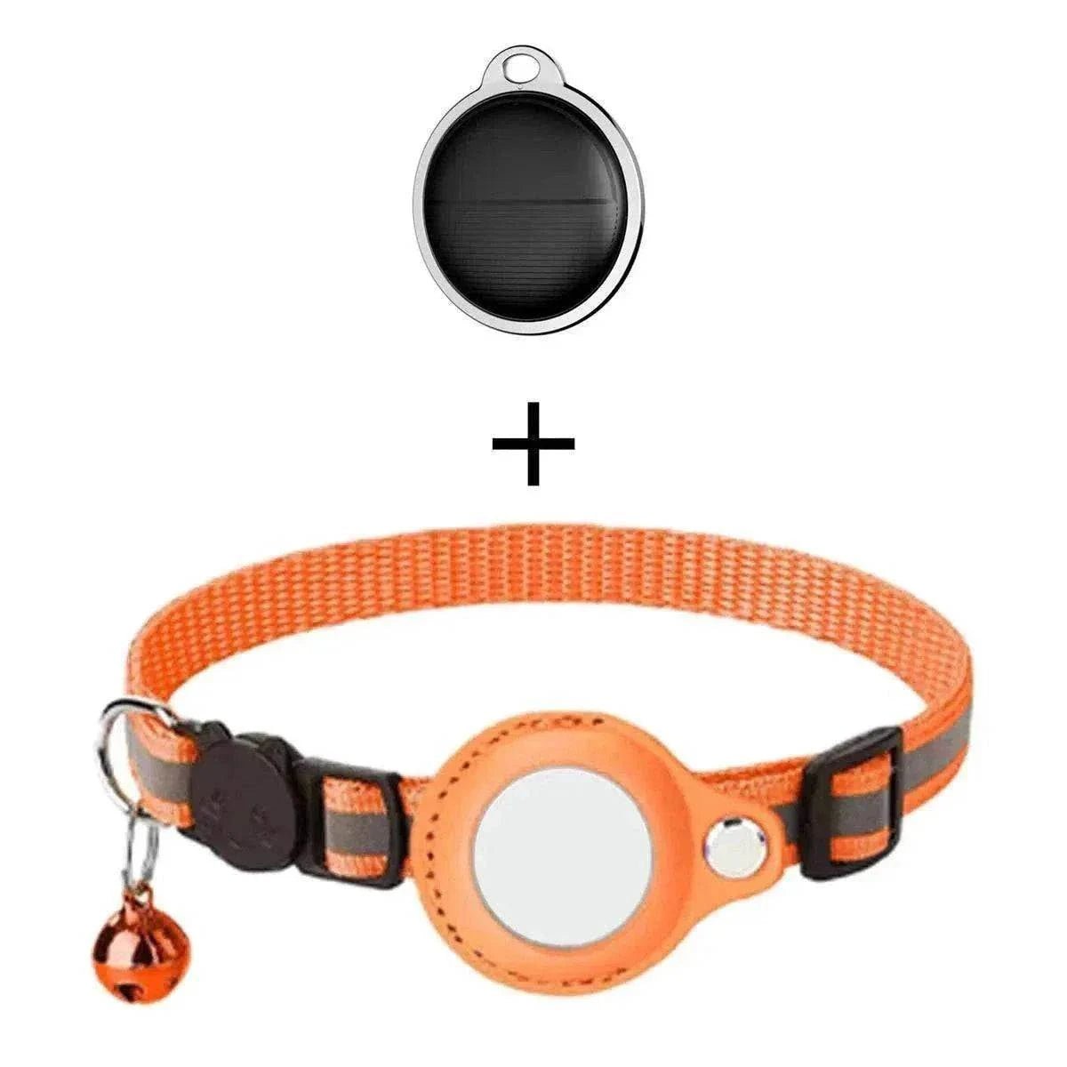 Mini traceur GPS noir avec collier orange pour animaux, compatible Apple Find My, localisation Bluetooth anti-perte, batterie remplaçable et design compact étanche.