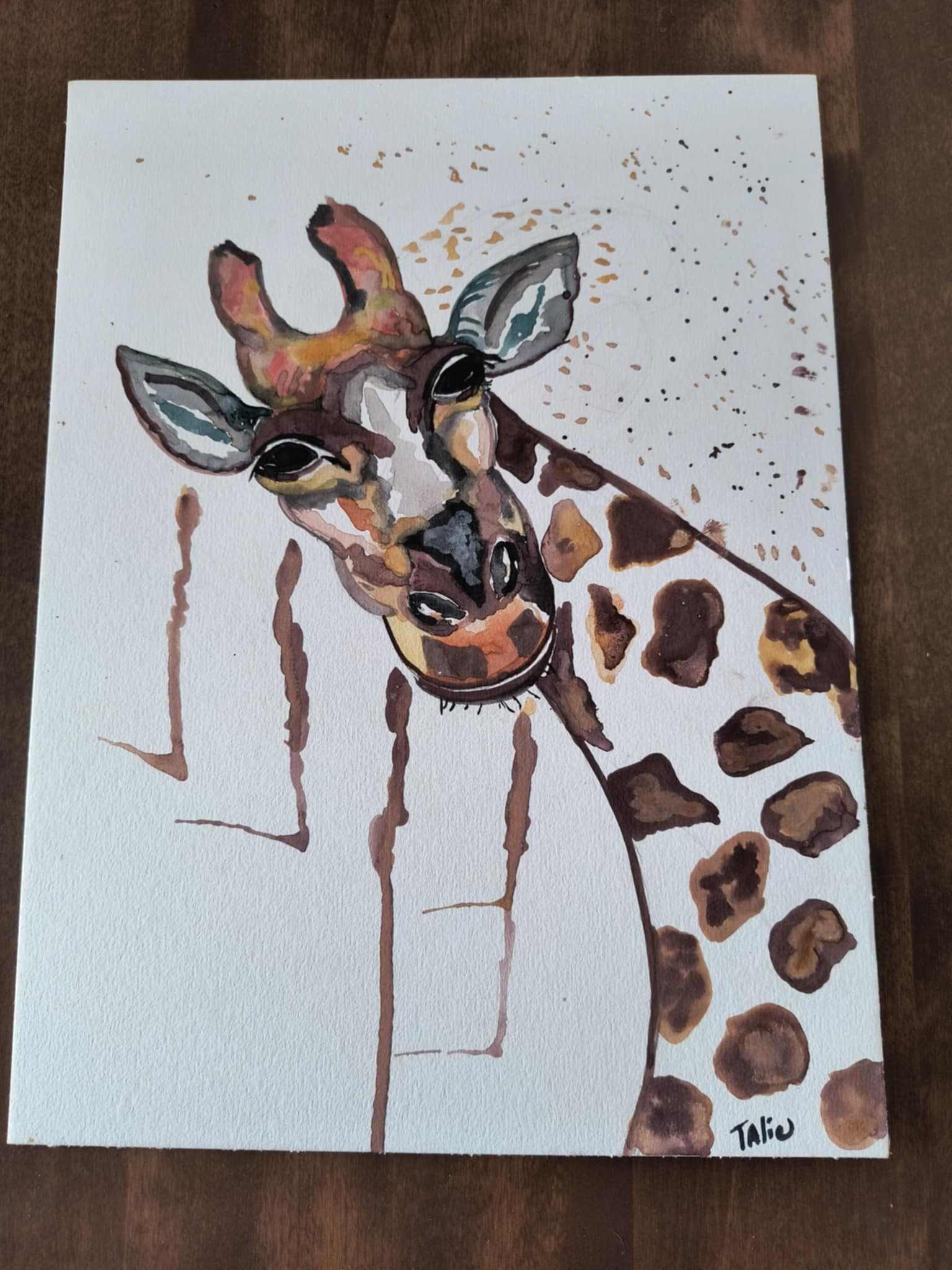 Toile aquarelle originale d'une girafe peinte à la main par l'artiste Talie, style animalier exotique.